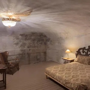 https://palazzo-castiglioni-apartment.it-tuscanyhotel.com